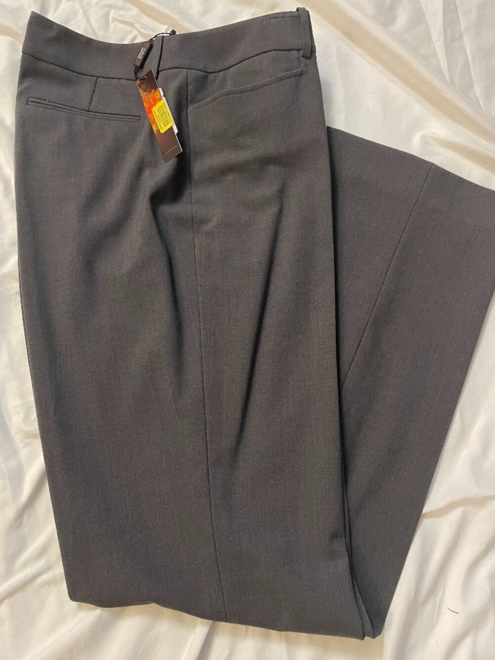 NWT Tahari women's pants